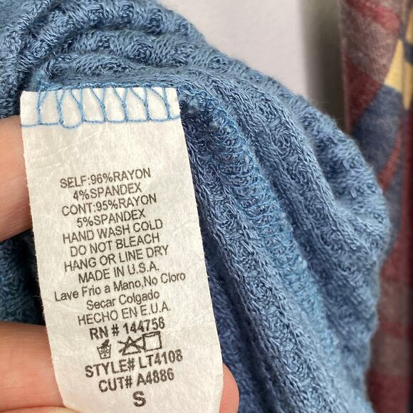 Lime N Chili Blue Pattern Long Sleeve Waffle Knit Top Women's Size Small S - Picture 6 of 7